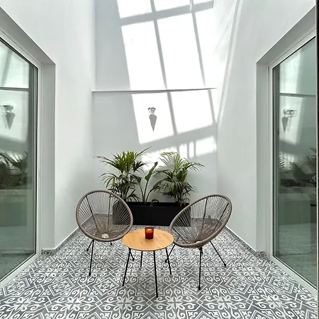 House Patio Azul